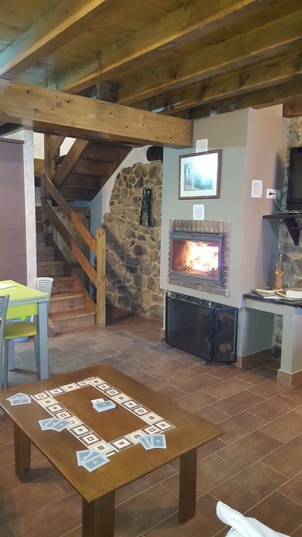 Apartamentos La Plazuela Quintana de Soba ภายนอก รูปภาพ